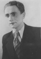 <FONT color=#0000cd>10 января </FONT><FONT color=#494949>исполняется 90 лет со дня рождения <FONT color=#0000cd>Александра Александровича Келла</FONT>, театрального художника (1921-1998).</FONT> <FONT color=#0000cd>10 января </FONT><FONT color=#494949>исполняется 90 лет со дня рождения <FONT color=#0000cd>Александра Александровича Келла</FONT>, театрального художника (1921-1998).</FONT>
