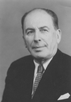 <FONT color=#0000cd>5 марта</FONT> <FONT color=#494949>исполняется 120 лет со дня рождения народного артиста РСФСР</FONT> <FONT color=#0000cd>Георгия Александровича Шебуева</FONT> <FONT color=#494949>(5.03.1891-14.01-1974).</FONT> <FONT color=#0000cd>5 марта</FONT> <FONT color=#494949>исполняется 120 лет со дня рождения народного артиста РСФСР</FONT> <FONT color=#0000cd>Георгия Александровича Шебуева</FONT> <FONT color=#494949>(5.03.1891-14.01-1974).</FONT>
